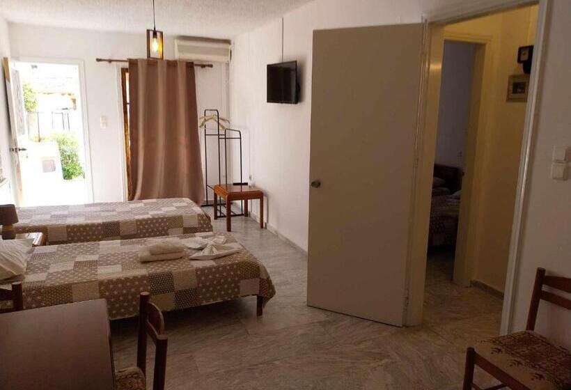 Семейный Номер Вид на Сад, Katerina Apartments