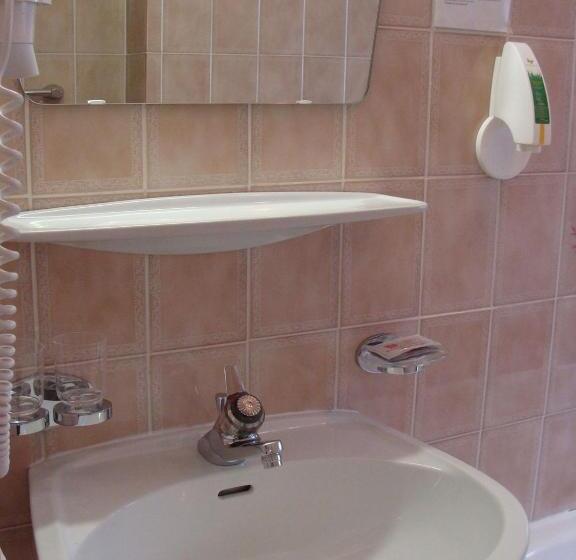 Comfort room with balcony, Garni Schieferle