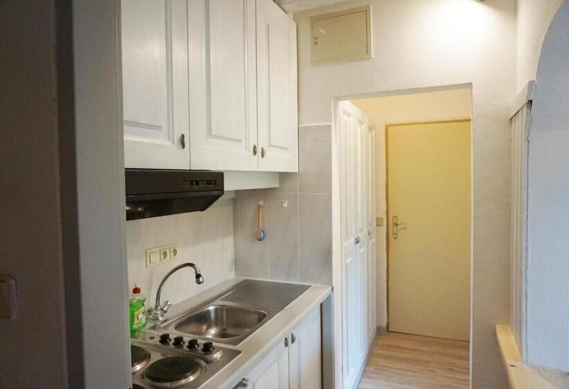 带1个卧室的带阳台的公寓, Karawanken Lodge