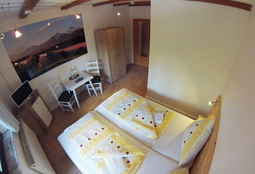 Номер Стандарт, Karawanken Lodge