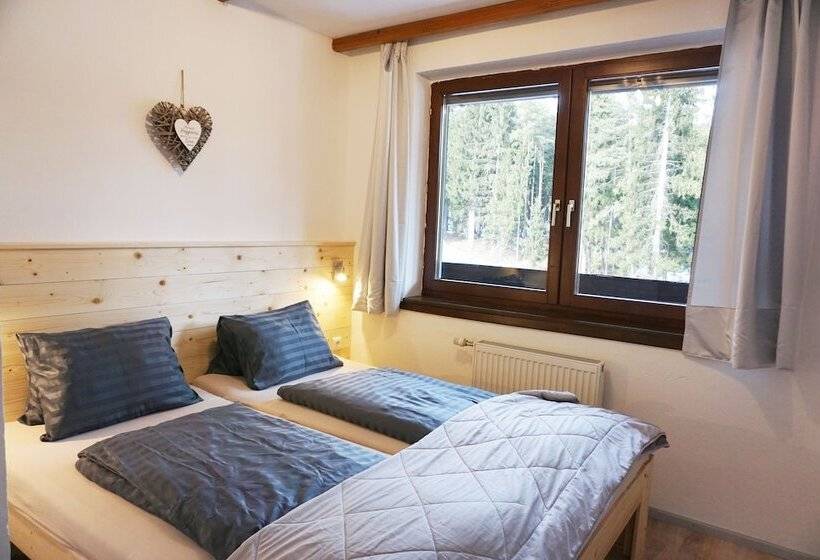 Апартаменты 1 Спальня с Балконом, Karawanken Lodge