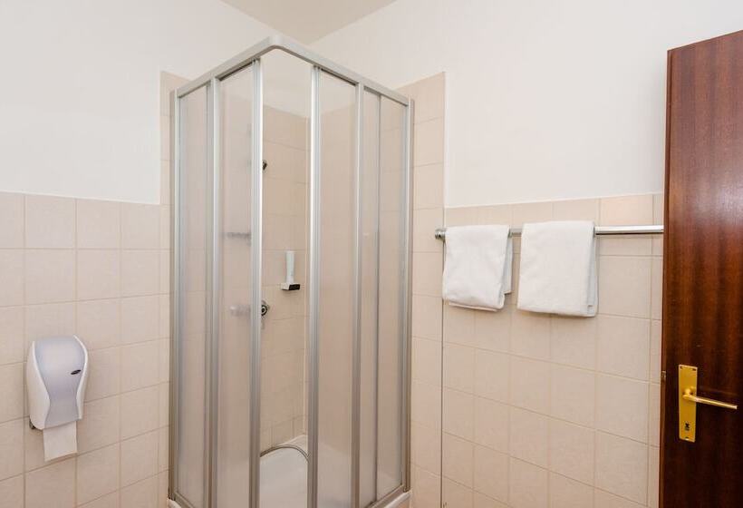 Номер Комфорт, Stadthotel Schwerterbräu