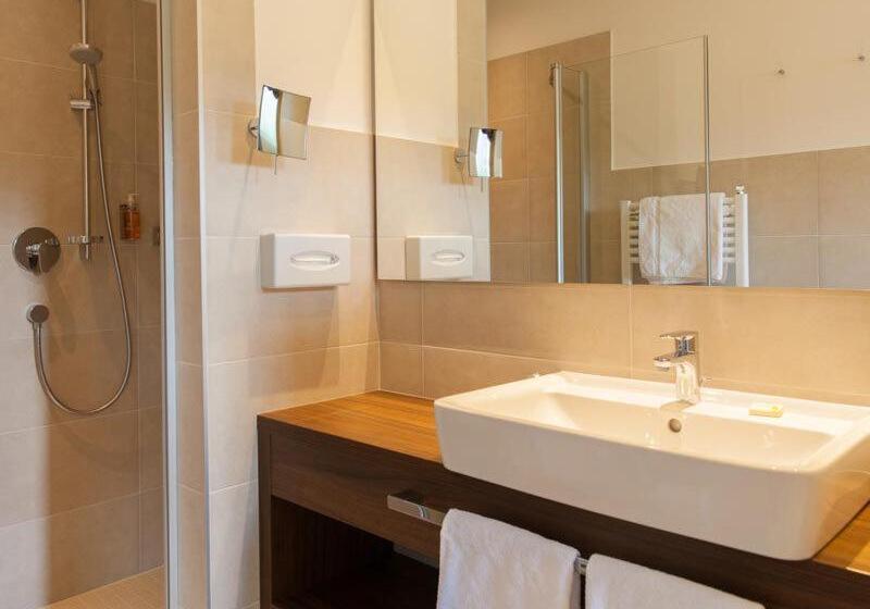 Полулюкс с Балконом, Vinumhotel Feldthurnerhof
