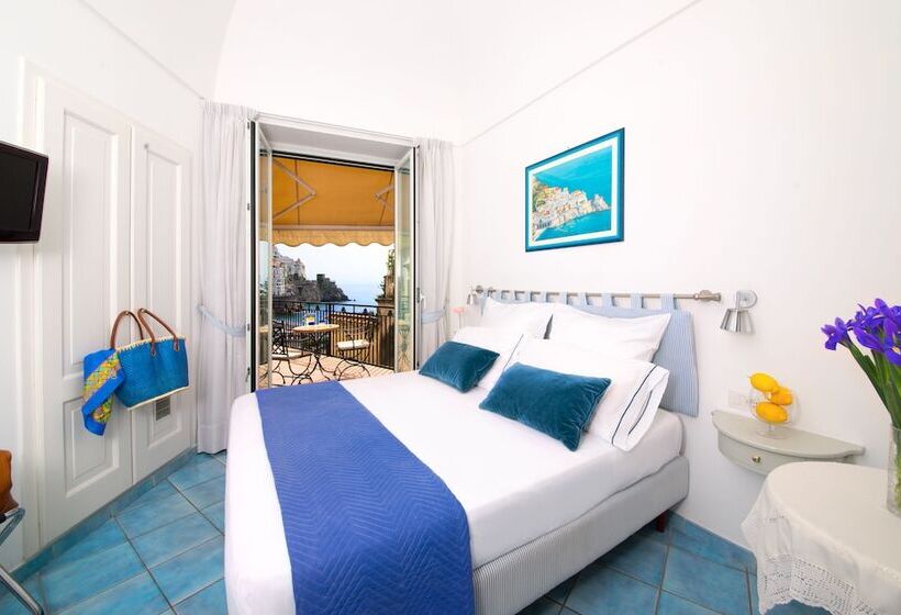 اتاق سوپریور با چشم‌انداز دریا, Residenza Pansa B&b