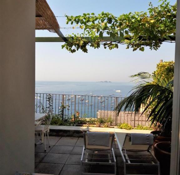 Номер Deluxe Вид на Море, Villa Rosa