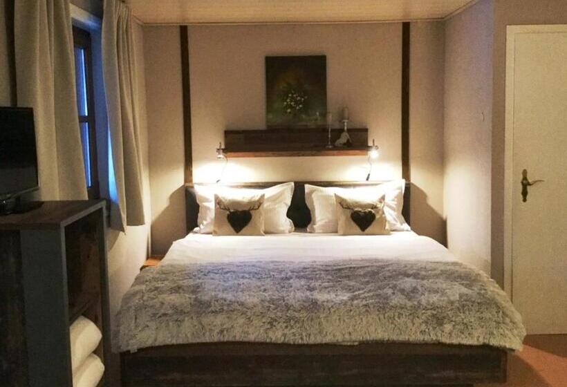 اتاق استاندارد, Pension Louise