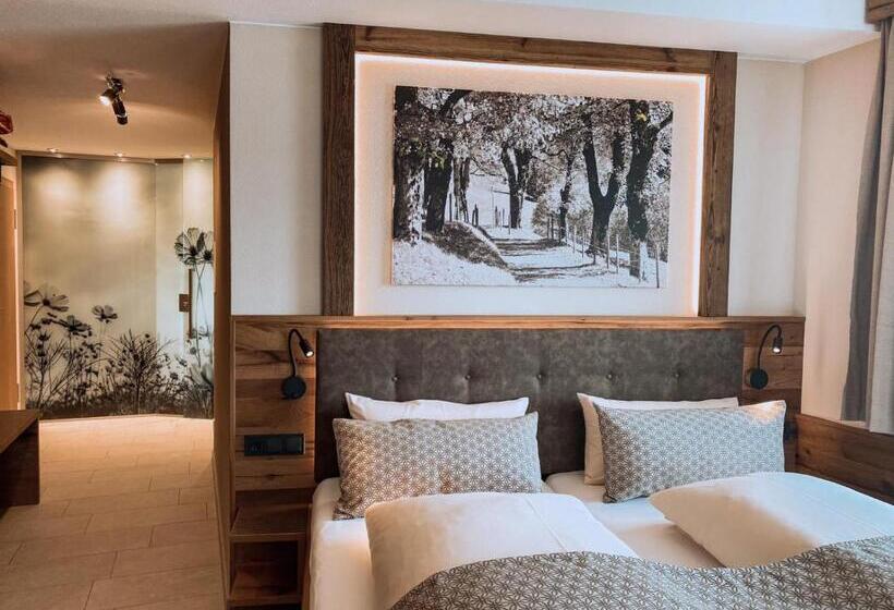 2 Bedroom Suite with Balcony, Biohotel Eggensberger