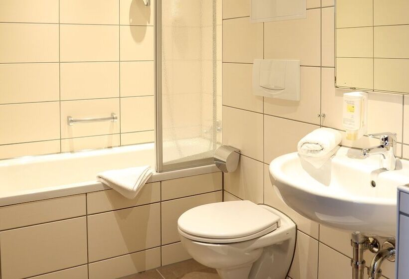 Номер Комфорт Индивидуальный, Lobinger Hotel Weisses Ross
