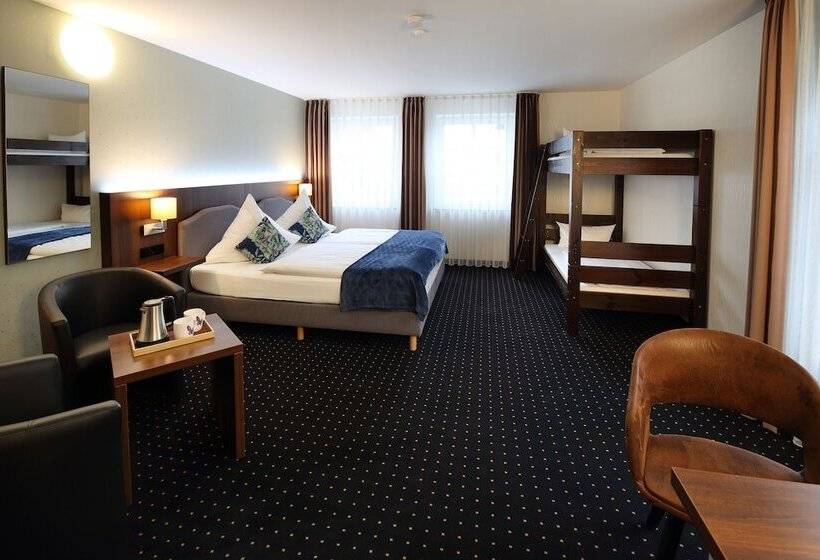 Семейный Номер, Lobinger Hotel Weisses Ross
