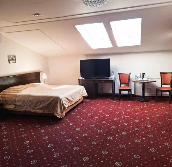 豪华家庭房间, Royal Hotel Modlin