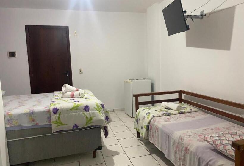اتاق استاندارد سه نفره, Interpraias