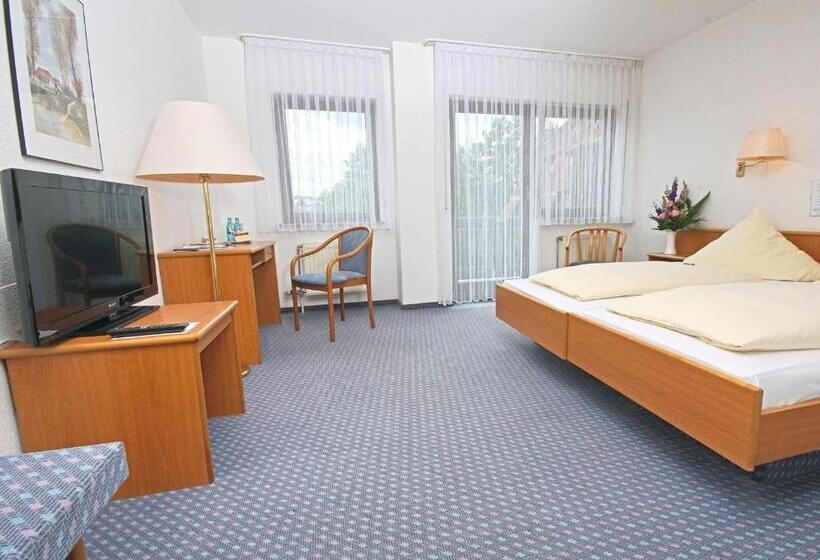 Номер Стандарт, City Hotel Mark Michelstadt