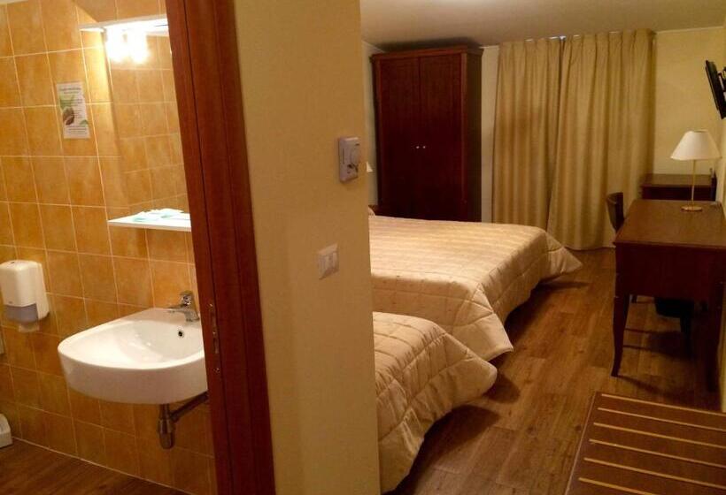 Номер Стандарт Трехместный, Grand Hotel Stella Maris Italia