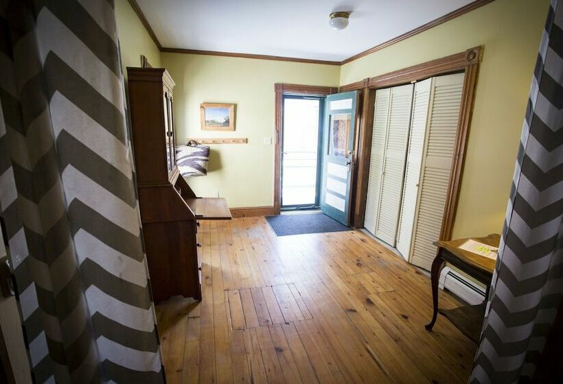 Люкс Premium 3 Спальни, Mt. Philo Inn