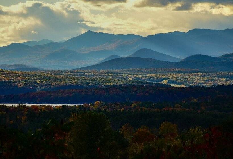 Апартаменты 3 Спальни, Mt. Philo Inn