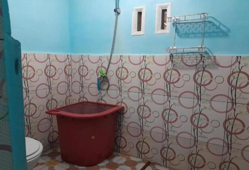 Номер Стандарт, Express O 91477 Fazira Home Stay Syariah