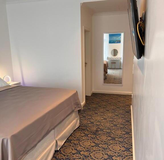 اتاق سوپریور, Art Hotel House One