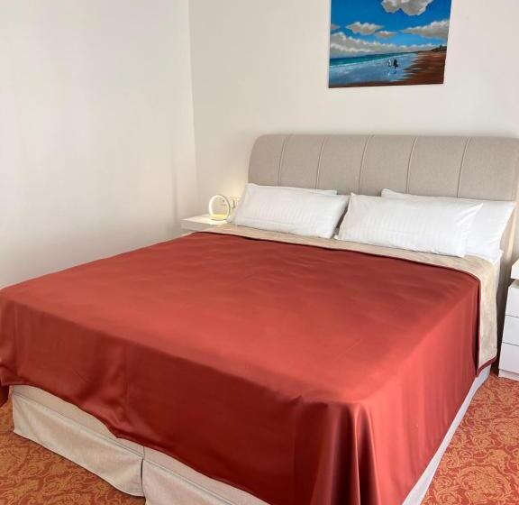 اتاق استاندارد با چشم‌انداز کوهستان, Art Hotel House One