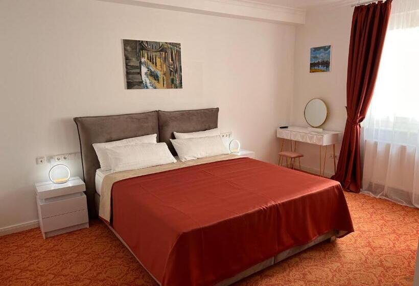 اتاق استاندارد با تخت بزرگ برای معلولان, Art Hotel House One