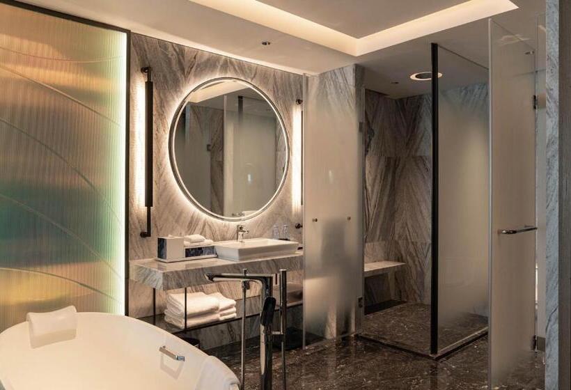 Номер Executive Кровать Кинг, Renaissance Changzhou Wujin