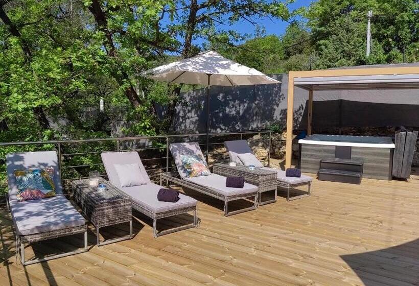 Standard room with outdoor bath, Villa Bayarde