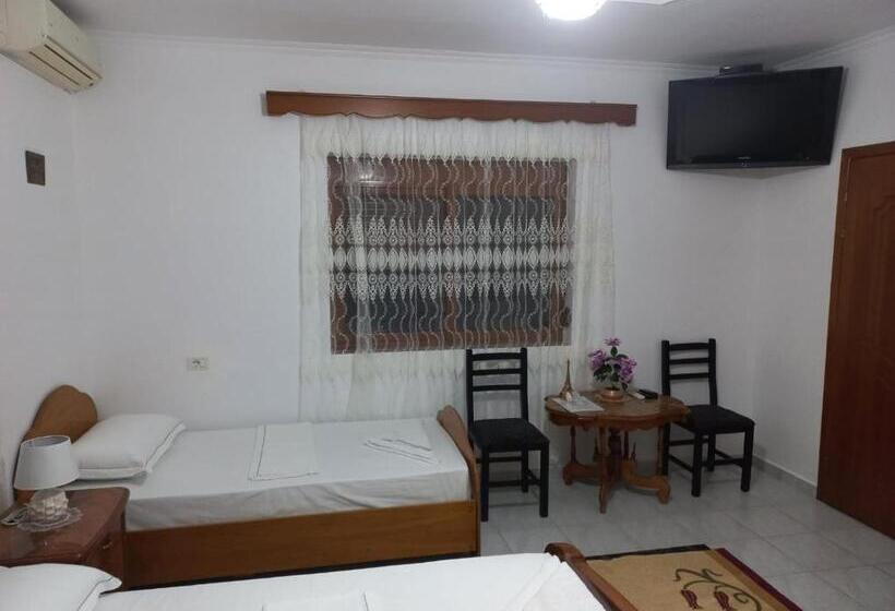 4인용 스탠다드 룸, Guest House Bumbli