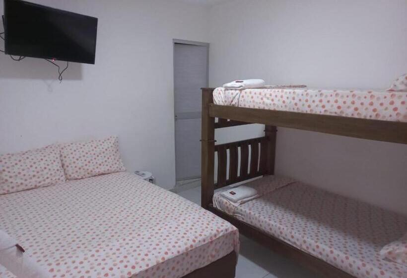 اتاق کلاسیک چهارنفره, Baruj Guajira Suit  Riohacha