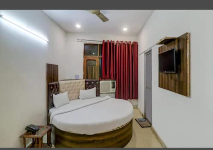 Номер Deluxe, Royal Plaza