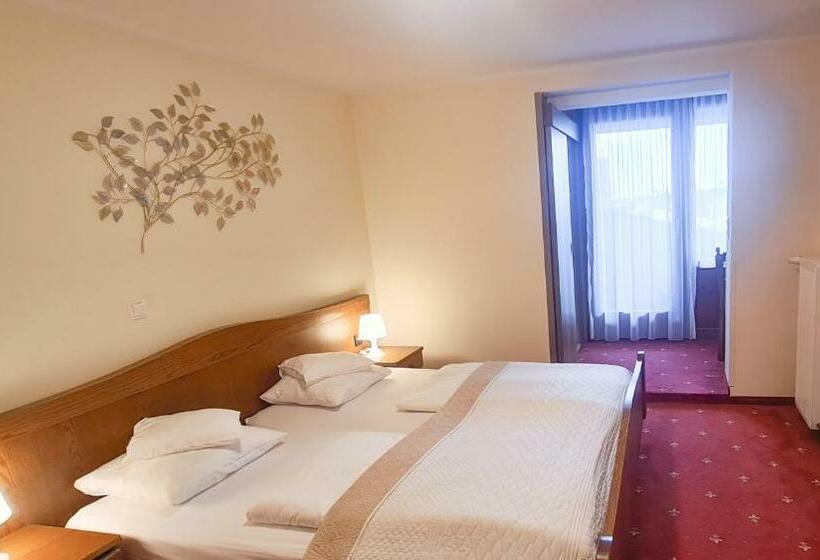 Номер Стандарт, Pension Seeblick