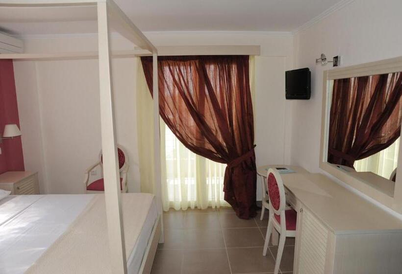 Family Suite, Ammos Bay