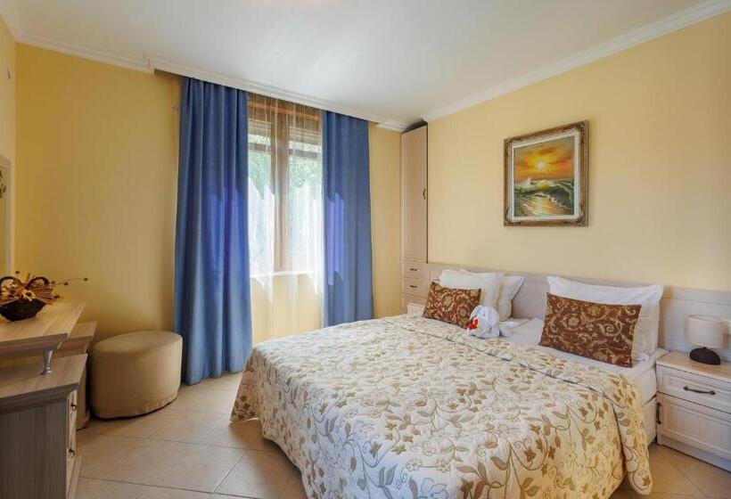 Апартаменты 1 Спальня с Балконом, Apartments Dreambg