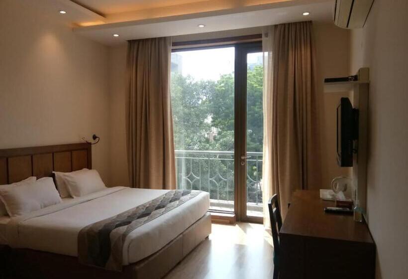 Deluxrum med Balkong, Uds Villa Scandinavian B&b   Next To Vfs