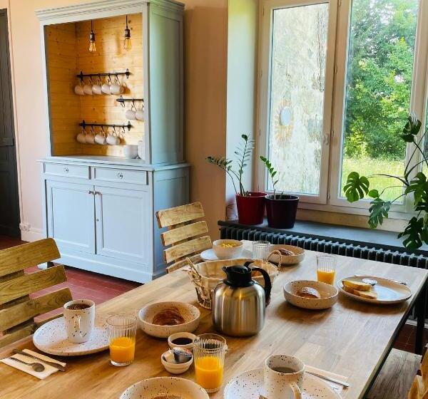 Номер Стандарт, La Bastide Champenoise   Chambres D Hôtes