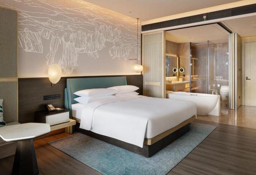 Люкс Кровать Кинг, Qinhuangdao Marriott Resort