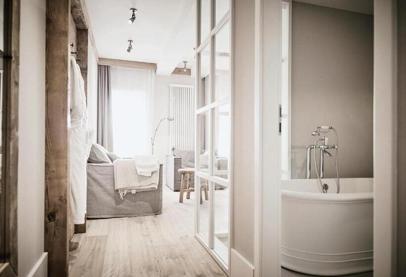 Люкс с Балконом, The Cozy Hotel & Lofts Timmendorfer Strand