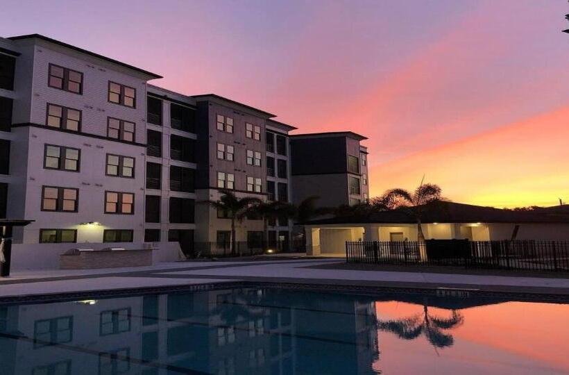 آپارتمان 3 خوابه, Westshore Apartments By Barsala