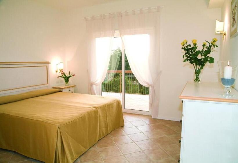 Апартаменты 2 Спальни, Residence Dei Margi