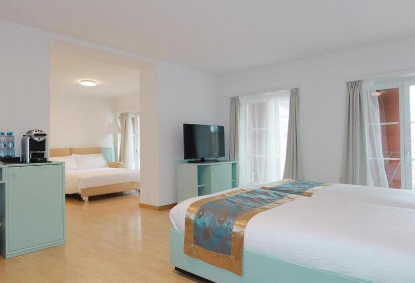 Люкс Superior, Swiss Hotel La Couronne