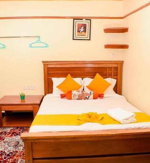 استودیوی لوکس, Shalom Apartments