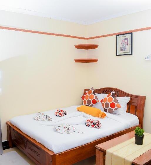 استودیوی لوکس, Shalom Apartments