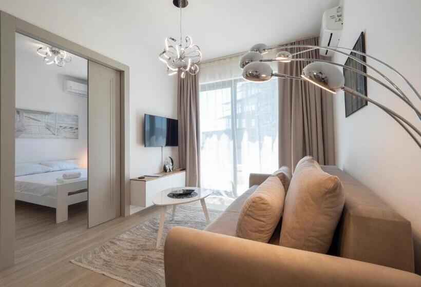 سوییت با چشم‌انداز دریا, Casa Al Mare Residence