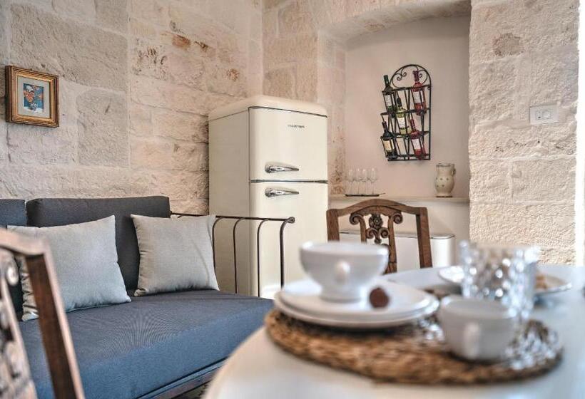 2 Bedroom Apartment, Borgo Altobello