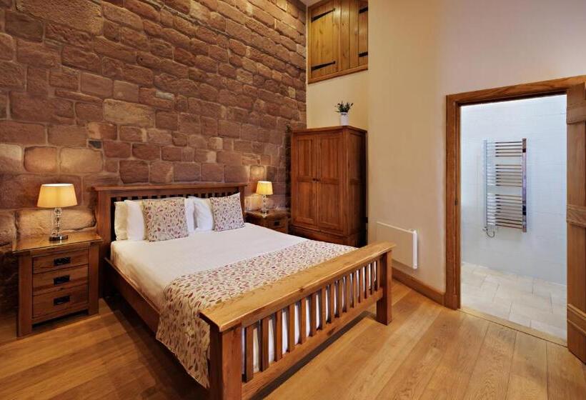 Номер Стандарт, Heaton House Farm