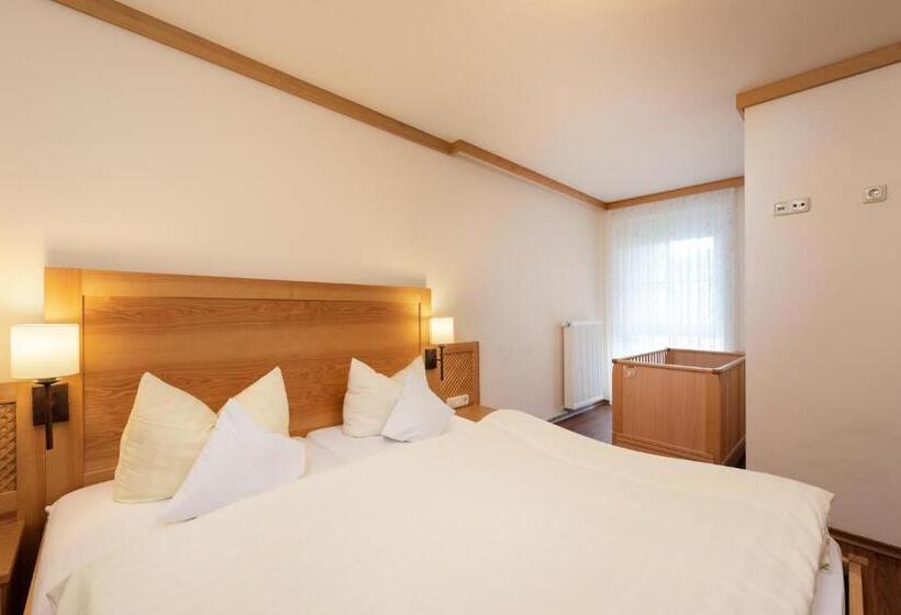 Апартаменты 2 Спальни, Familotel Schreinerhof