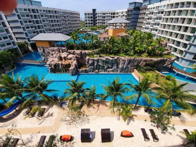 스탠다드 스튜디오 풀장 전망, Laguna Beach Condo Resort 3 Maldives Pattaya Pool View ลากูน่า บีช คอนโด รีสอร์ต 3 พัทยา
