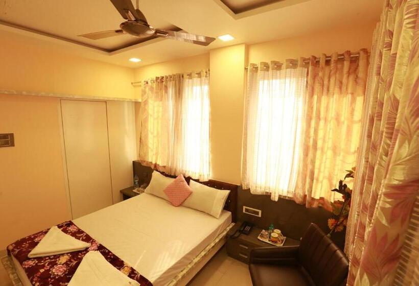 Superior Oda, Villa Residency