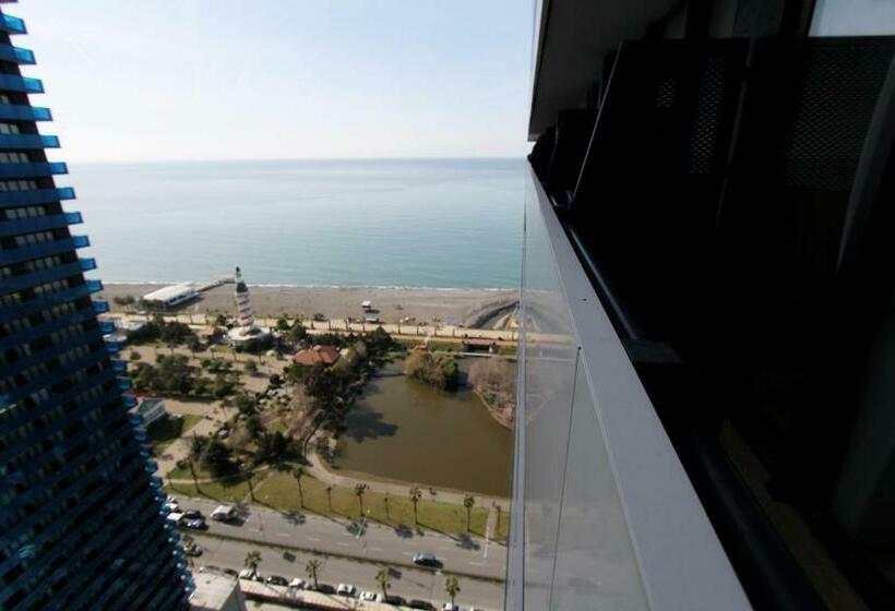 استودیوی استاندارد با چشمانداز دریا, High Class Aparthotel In Orbi City Batumi