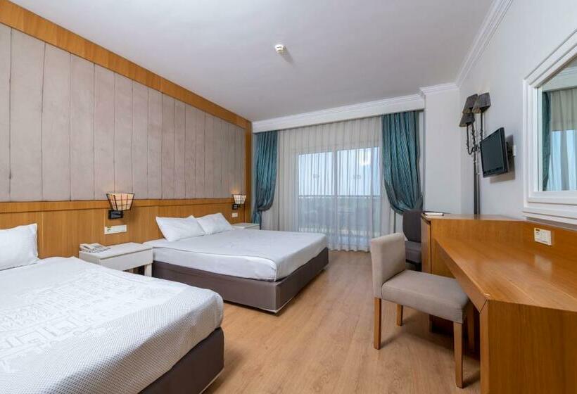 اتاق خانوادگی, Lake River Side Hotel Spa