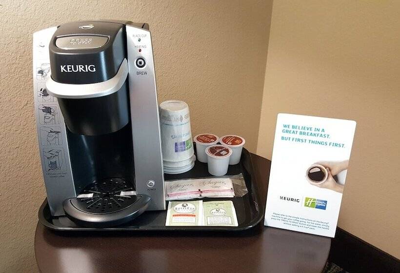 Люкс Адаптированный для Инвалидов, Holiday Inn Express And Suites Atascocita   Humble   Kingwood, An Ihg