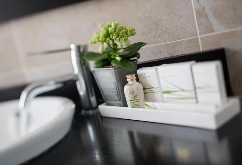 Standart Oda, La Place Boutique